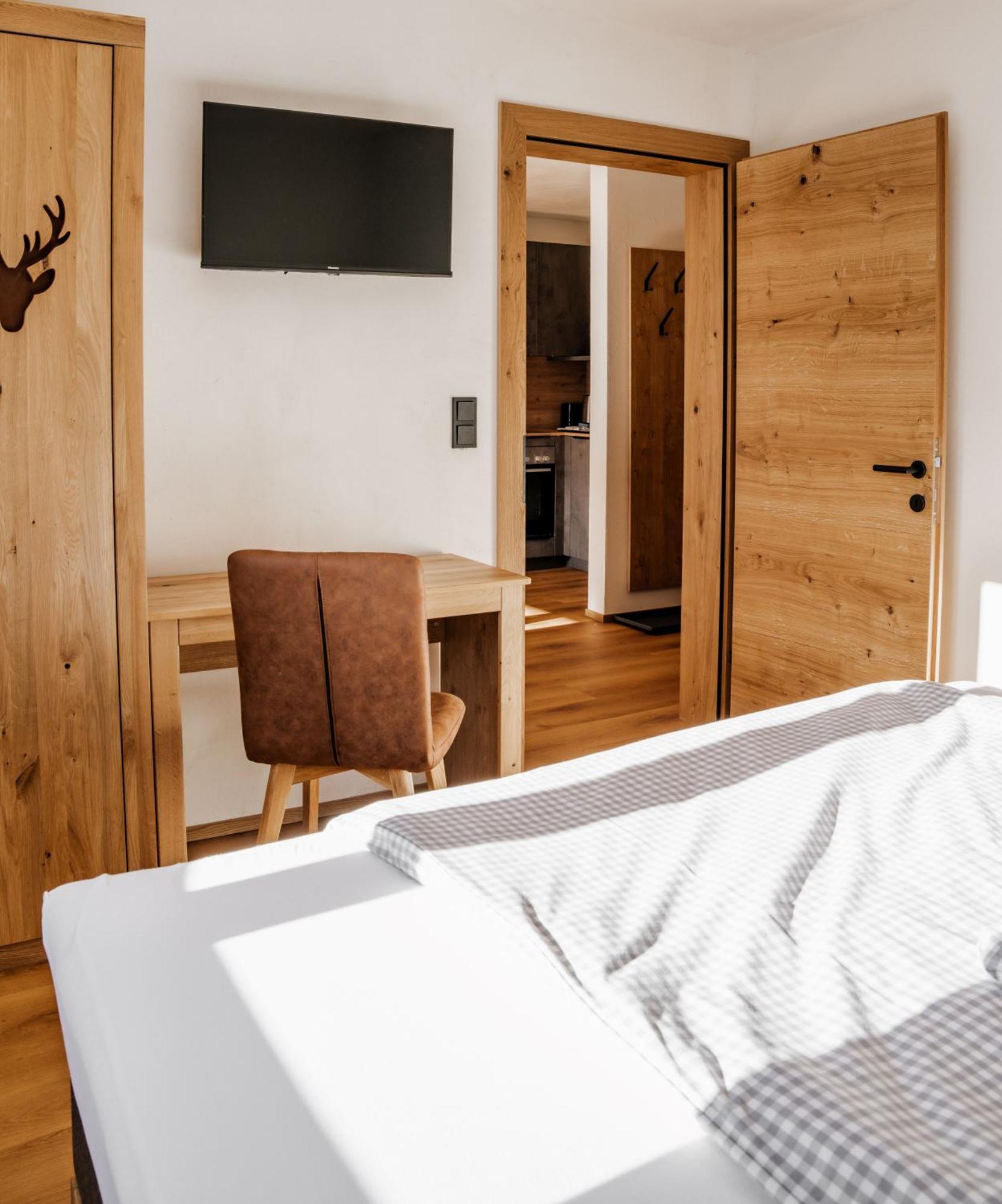 Berwang Chalets - Enzian Esterno foto